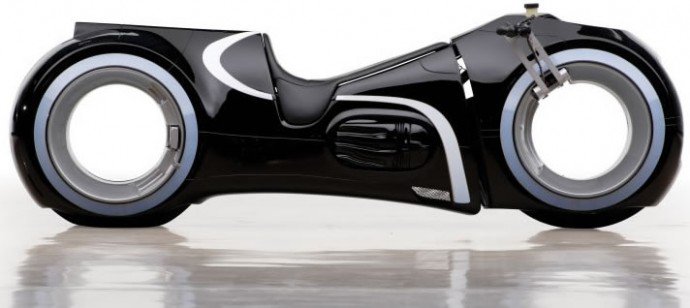 Luxuryretail_andrews-collection-tron-light-cycle-black
