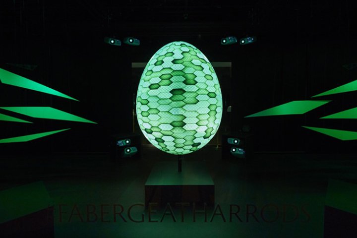 Luxuryretail_Faberge-at-Harrods-by-JUSTSO-London-UK-green