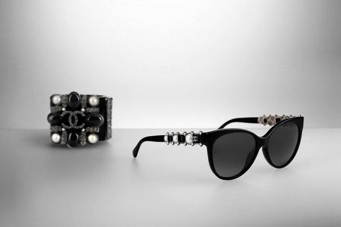 Luxuryretail_Chanel-eyewear-collection-2015-sunglasses-bracelet