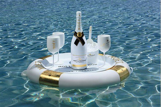 Luxuryretail_Moet-Ice-Imperial-serving-tray