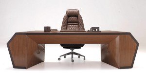Luxuryretail_Tonino-Lamborghini-2015-Desk-City