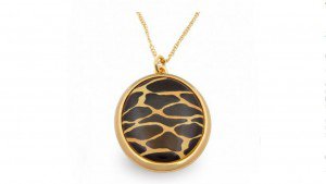 Luxuryretail_halcyon-days-GIRAFFE-PRINT-PENDANT