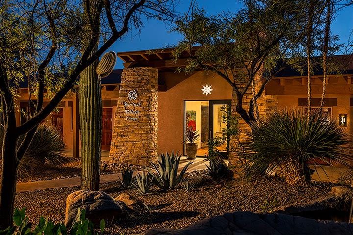 Luxuryretail_canyonranch-arizona