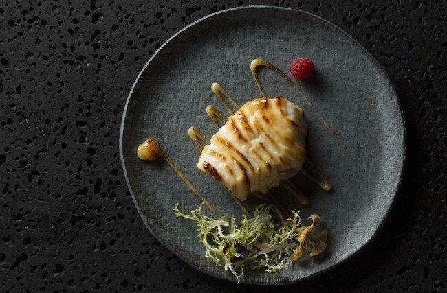 Luxuryretail_the-gastronomy-journey-dom-perignon-YAN-TING