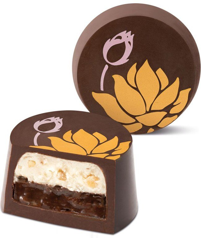 Luxuryretail_godiva-2015-mid-autumn-limited-edition-collection-PETIT-MOONCAKE-NOIR