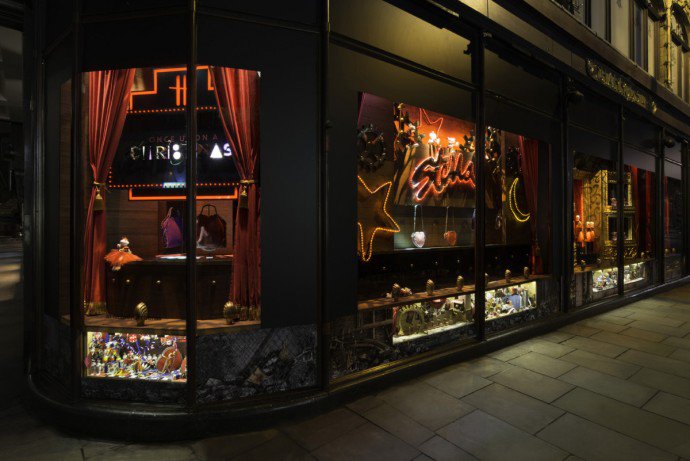 Harrods gets a new Louis Vuitton store - Luxurylaunches