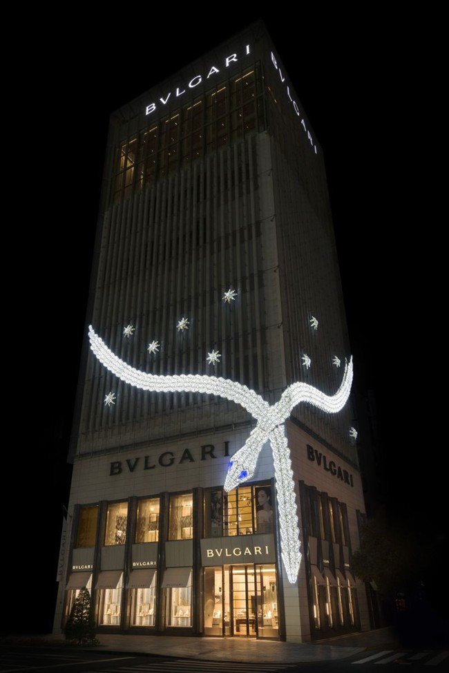 Luxuryretail_bulgari-holiday-light-installations-tokio