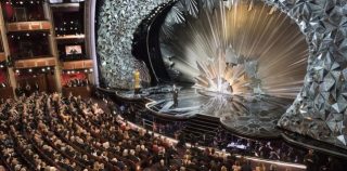 The 2018 Oscars Stage Is A Glittering Crystal Hell