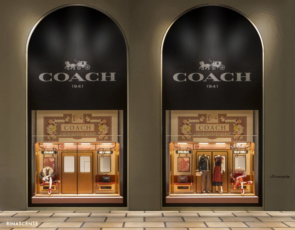 SUBWAY WINDOW DISPLAY FOR COACH | Luxury Retail