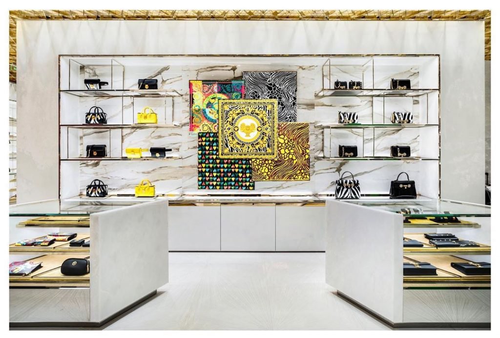 VERSACE OPENS A NEW FLAGSHIP STORE IN PARIS