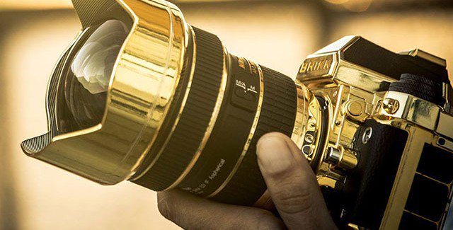 Lavish Nikon DSLR Camera Enveloped In 24K Gold