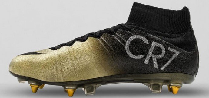 The shoes hot sale of ronaldo