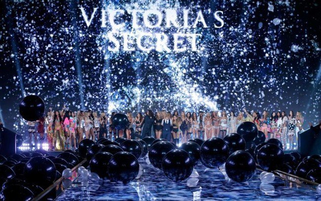 Victoria’s Secret  20th Anniversary