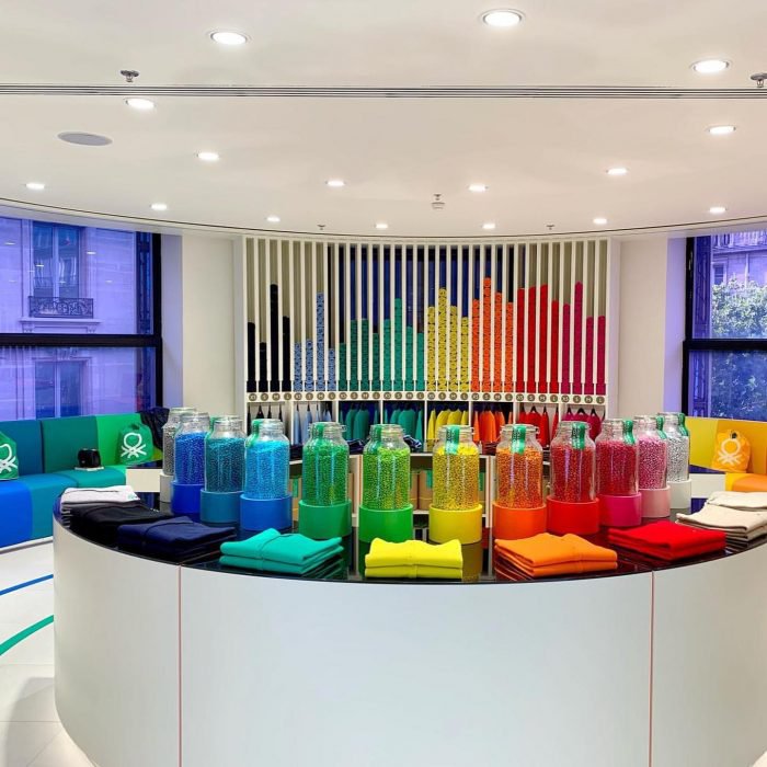 POP UP Benetton rainbow Printemps