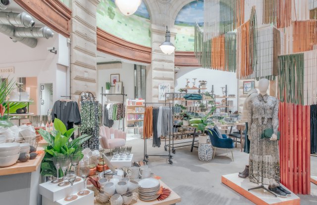 ANTHROPOLOGIE IN PARIS