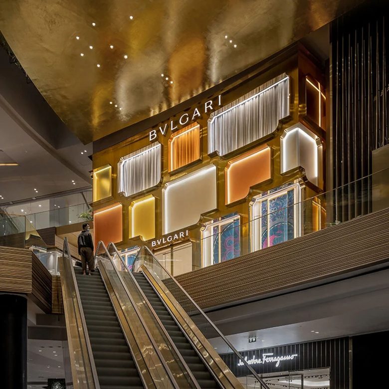 Ferragamo iconsiam shop