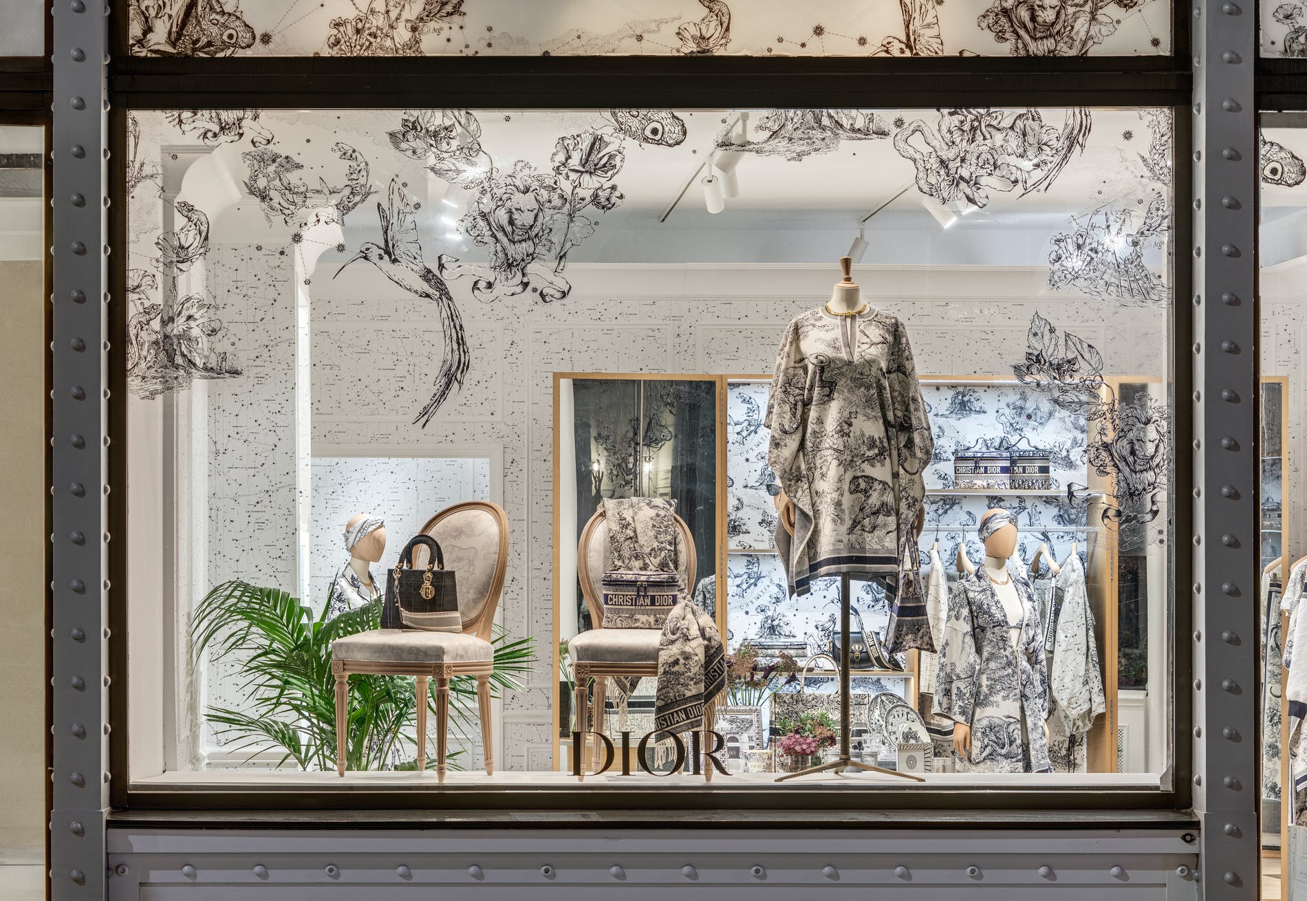 CHRISTIAN DIOR NEW SOHO BOUTIQUE IN NEW YORK