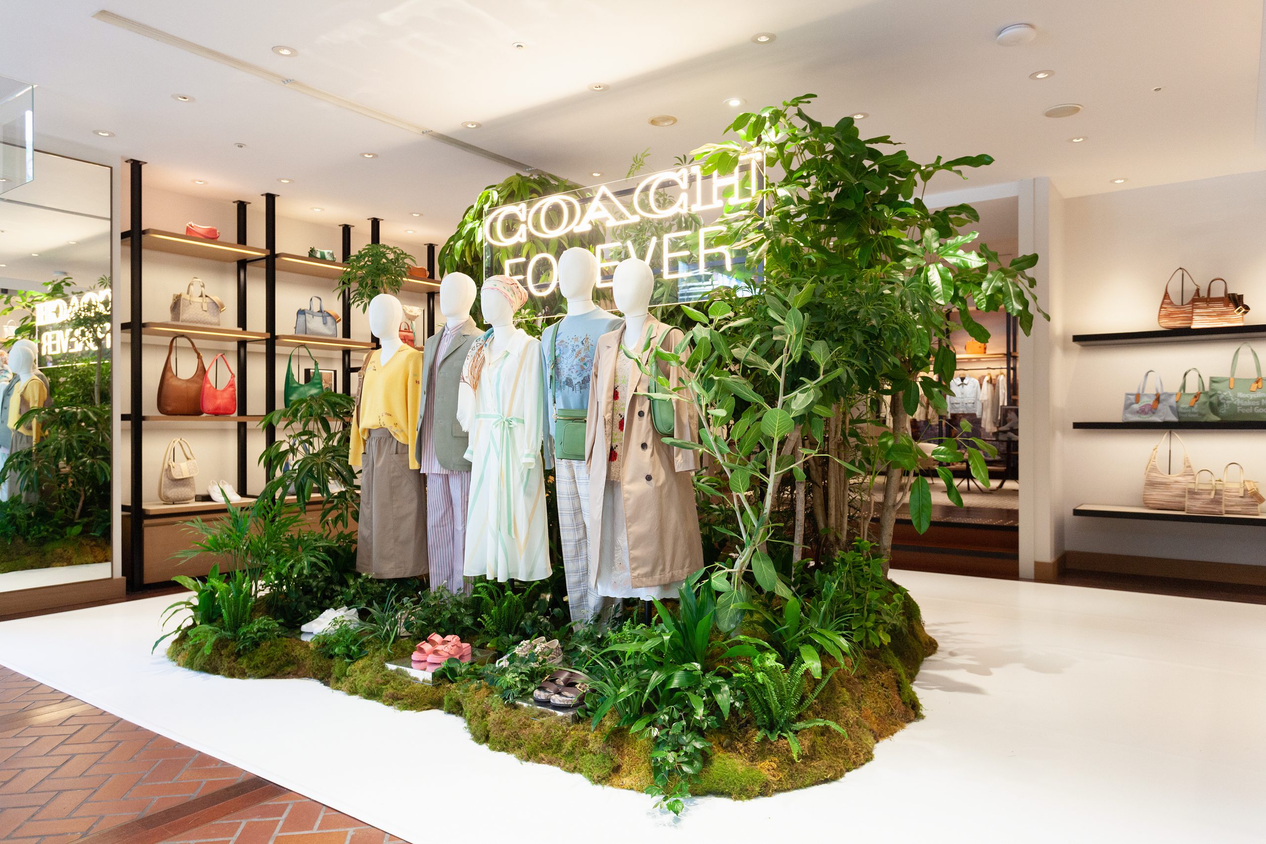 Why Luxury Retail Pop-Ups are the Future
