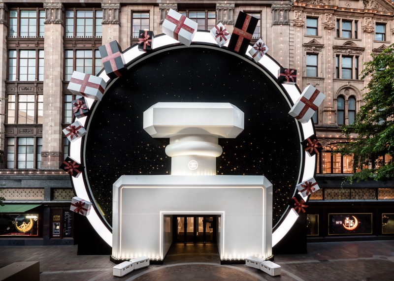 Chanel Number Nº5 perfume structure at the entrance of Harrods