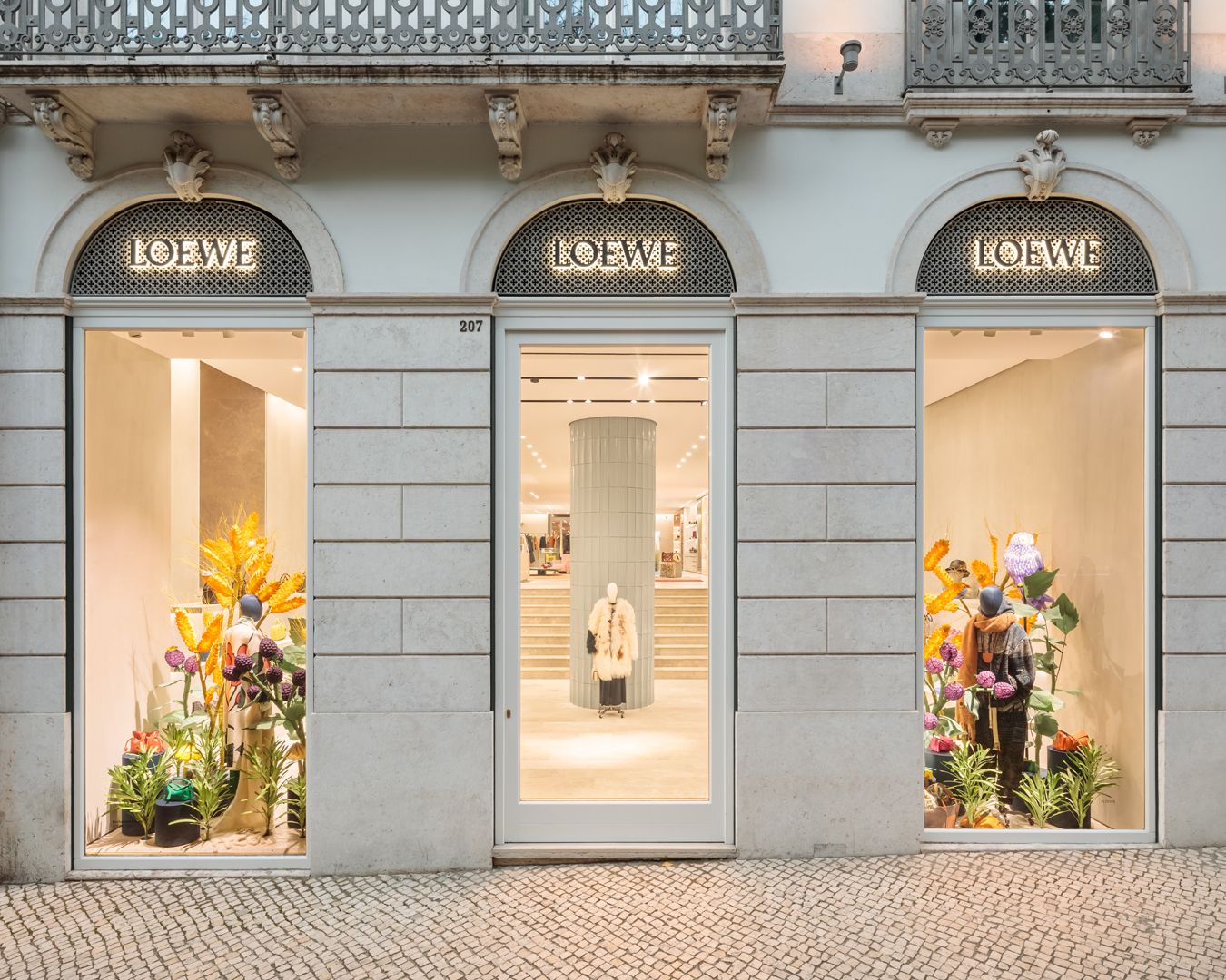 Casa Loewe PortugalLuxury Retail