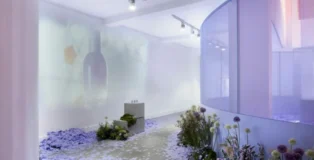GLOSSIER YOU FLEUR FRAGANCIA